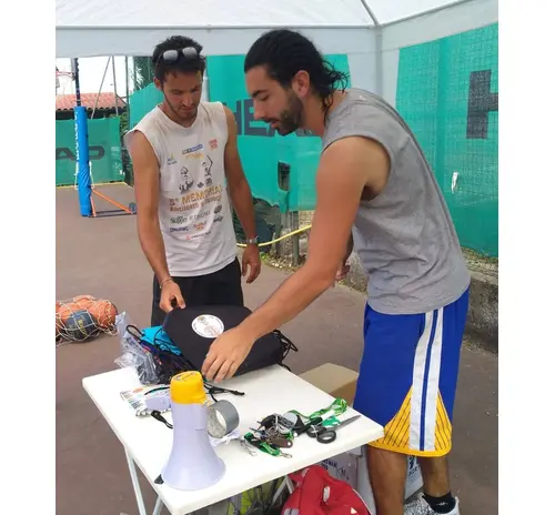 Davide e Gabriele al lavoro durante il nostro Camp